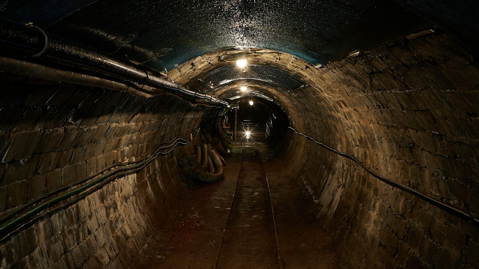 Podzemni rudarski tunel